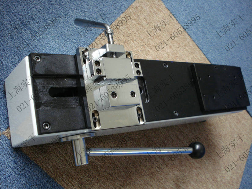 手動臥式拉力測試臺圖片