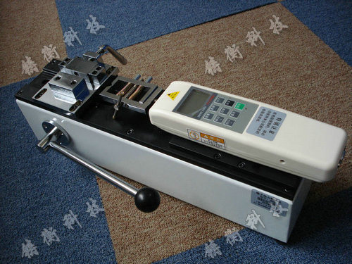 手動(dòng)拉力測(cè)試臺(tái)圖片